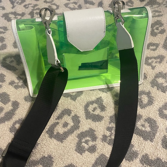 Emporio Armani bag - Picture 7 of 8